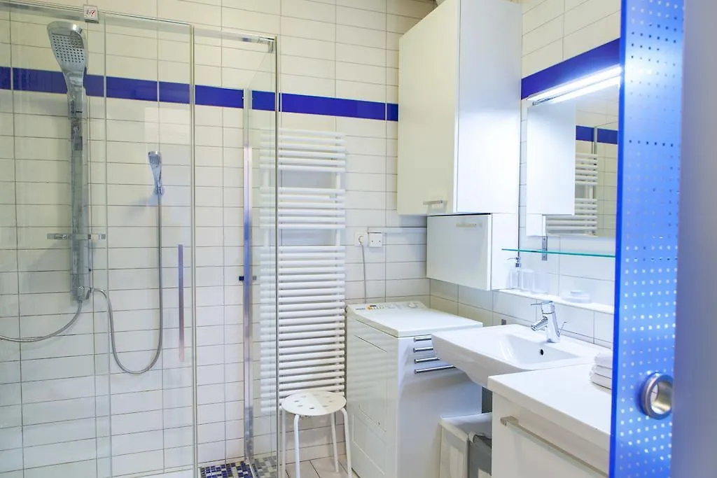 Rimska Apartments Tour As Λιουμπλιάνα